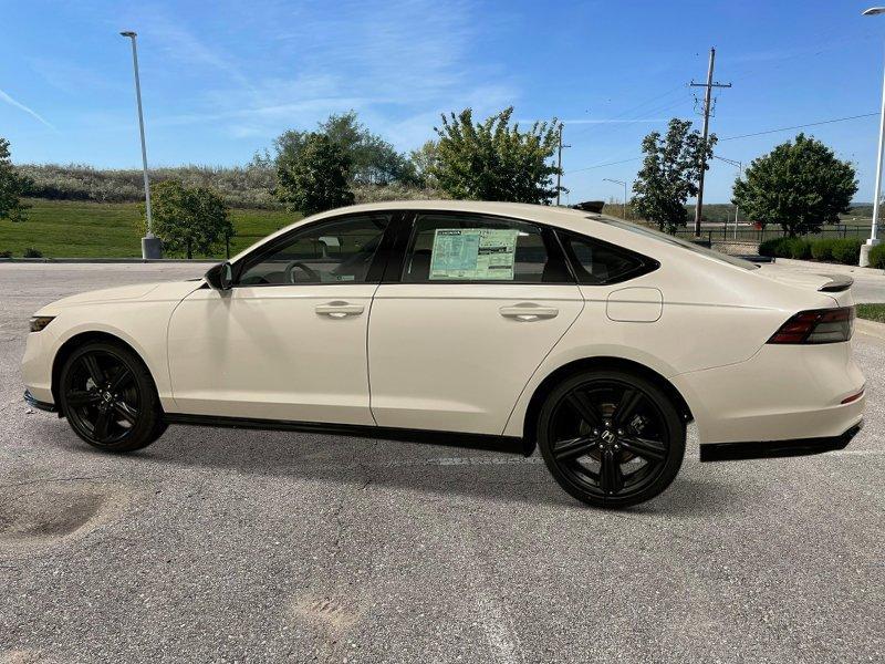 new 2025 Honda Accord Hybrid car, priced at $35,925