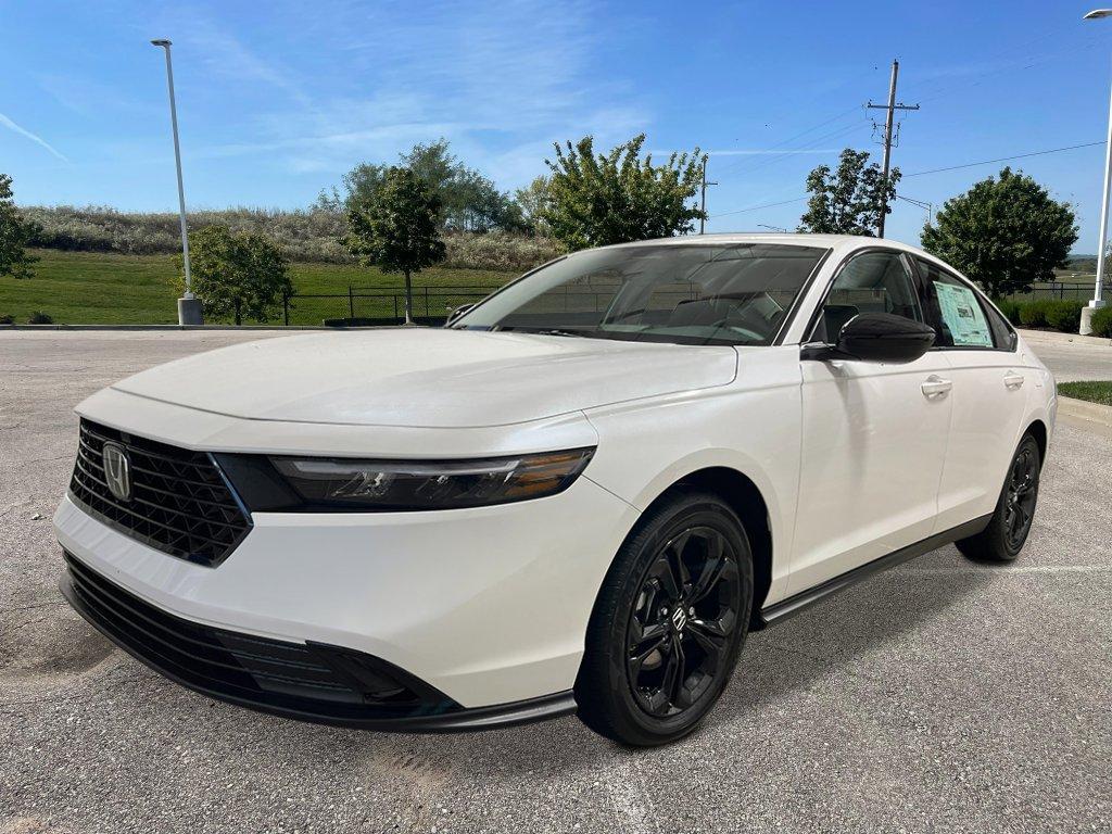 new 2025 Honda Accord car, priced at $32,165