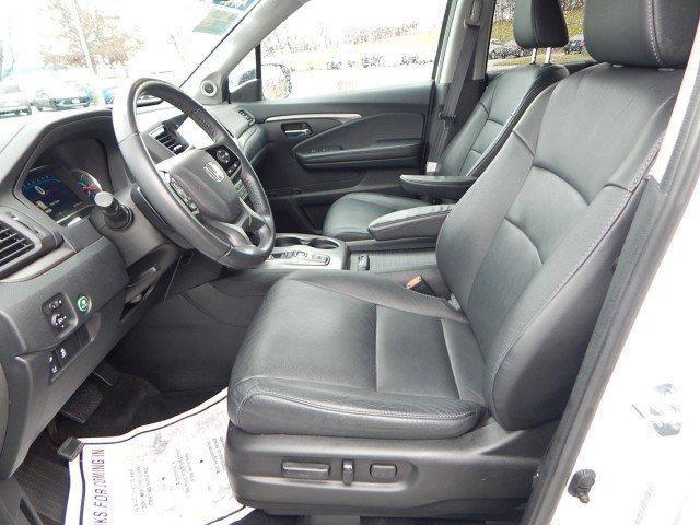 used 2022 Honda Pilot car, priced at $34,571