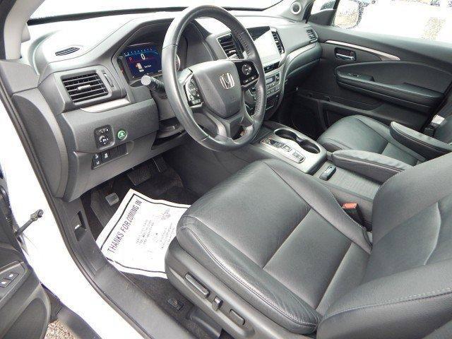 used 2022 Honda Pilot car, priced at $34,571