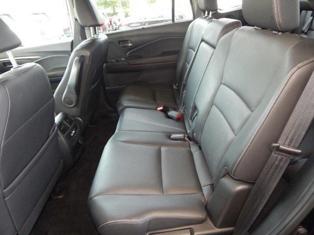 used 2022 Honda Pilot car, priced at $29,988