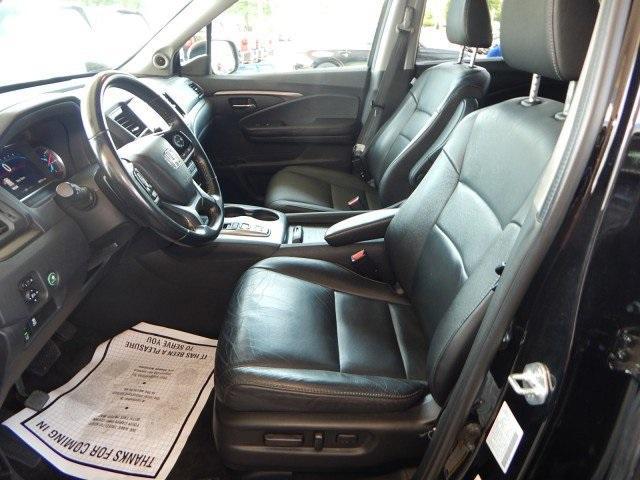 used 2022 Honda Pilot car, priced at $29,988