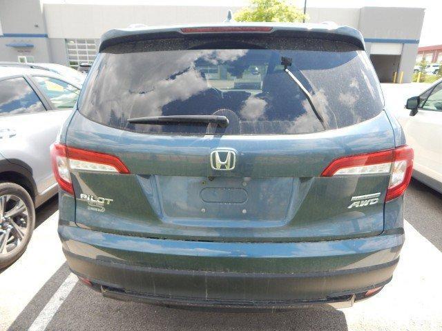 used 2022 Honda Pilot car, priced at $33,995