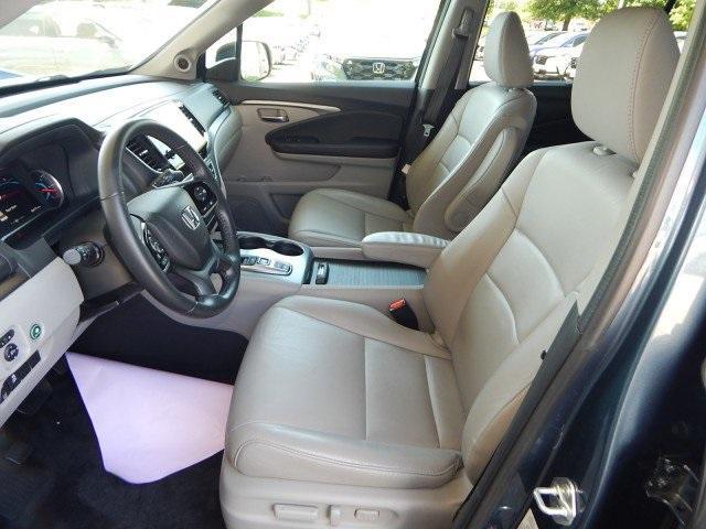 used 2022 Honda Pilot car, priced at $32,998