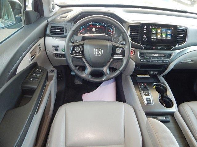 used 2022 Honda Pilot car, priced at $32,998