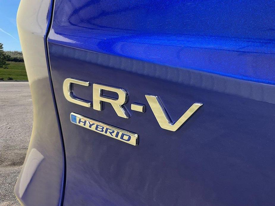 new 2025 Honda CR-V Hybrid car, priced at $40,205