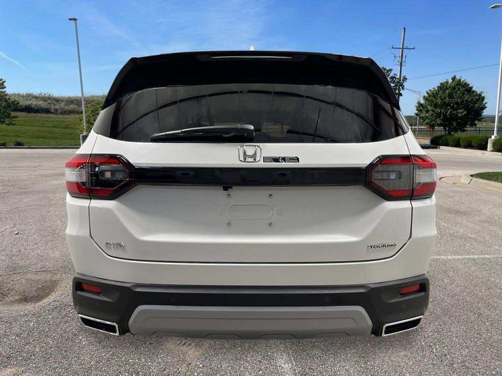 new 2025 Honda Pilot car, priced at $51,505