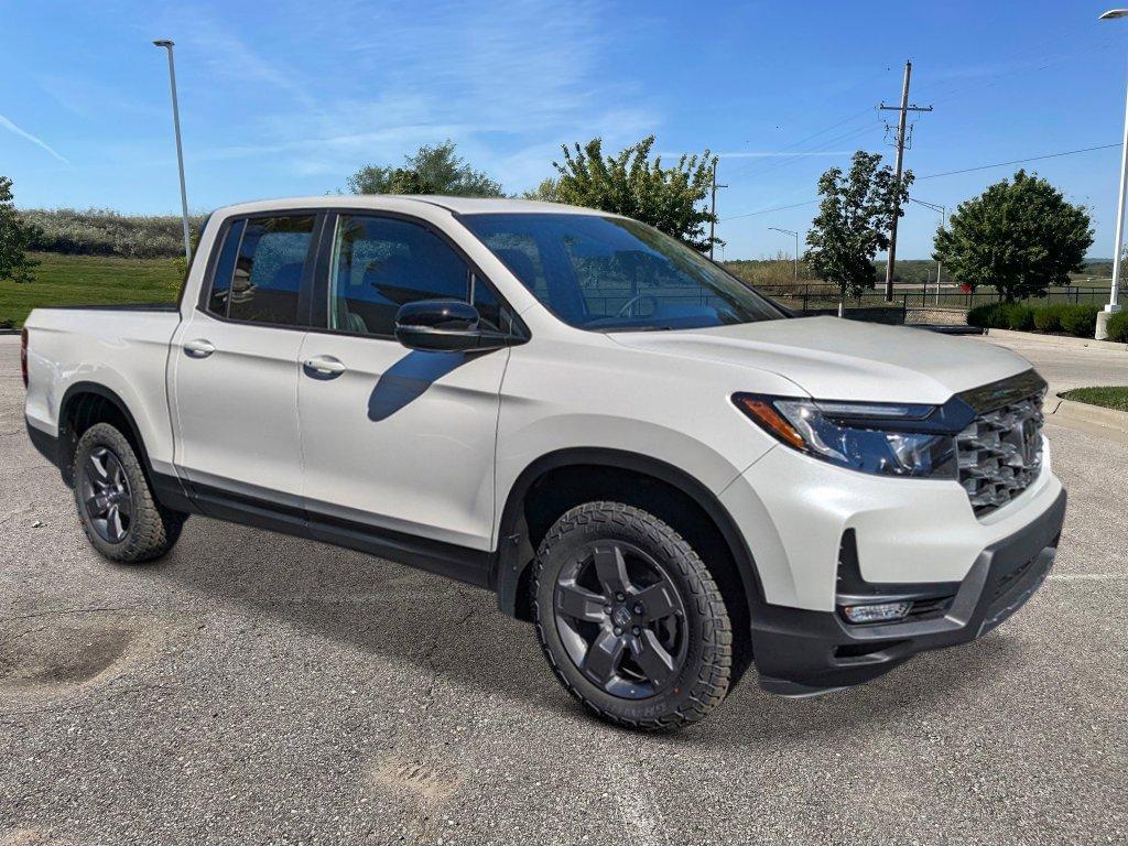 new 2025 Honda Ridgeline car, priced at $45,867