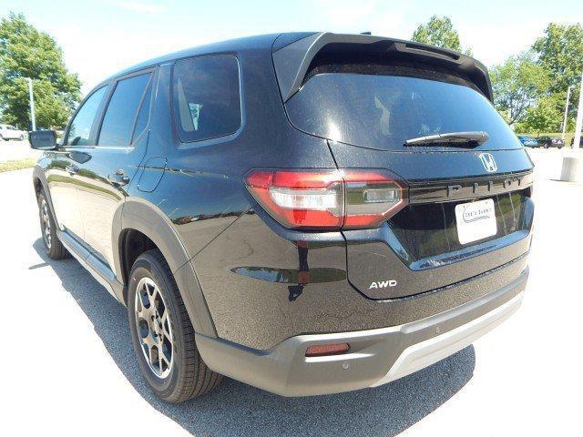 used 2025 Honda Pilot car, priced at $44,000