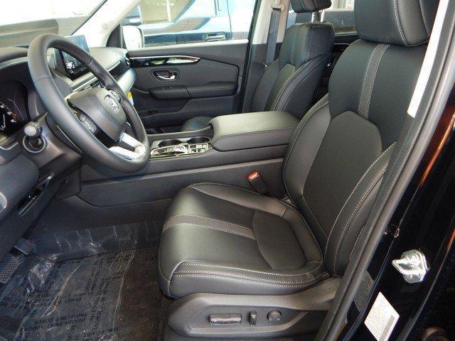 used 2025 Honda Pilot car, priced at $44,000