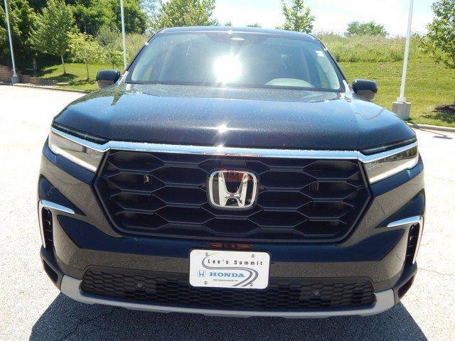 used 2025 Honda Pilot car, priced at $44,000