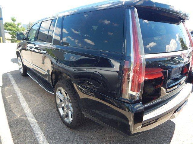 used 2018 Cadillac Escalade ESV car, priced at $22,788