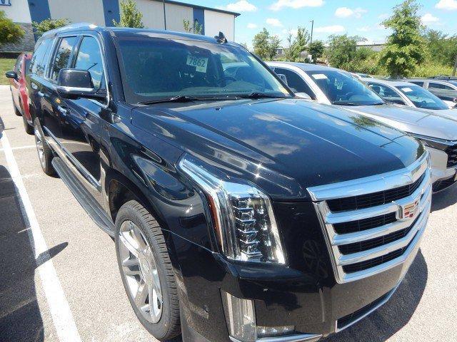 used 2018 Cadillac Escalade ESV car, priced at $22,788