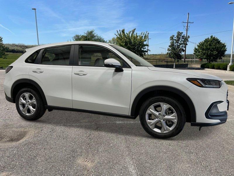 new 2025 Honda HR-V car, priced at $27,600