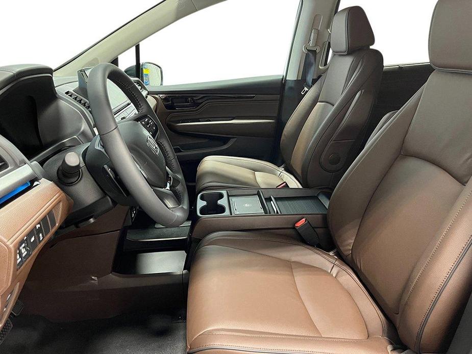 new 2025 Honda Odyssey car, priced at $46,960