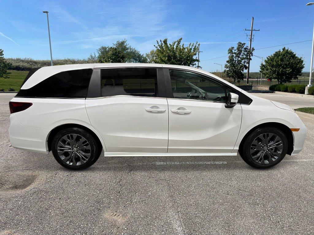 new 2025 Honda Odyssey car, priced at $48,815