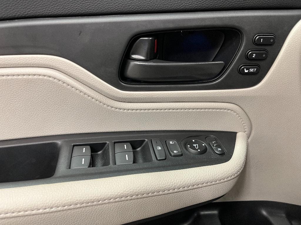 new 2025 Honda Odyssey car, priced at $44,125