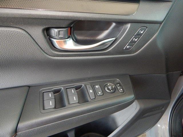 used 2025 Honda CR-V Hybrid car, priced at $39,998