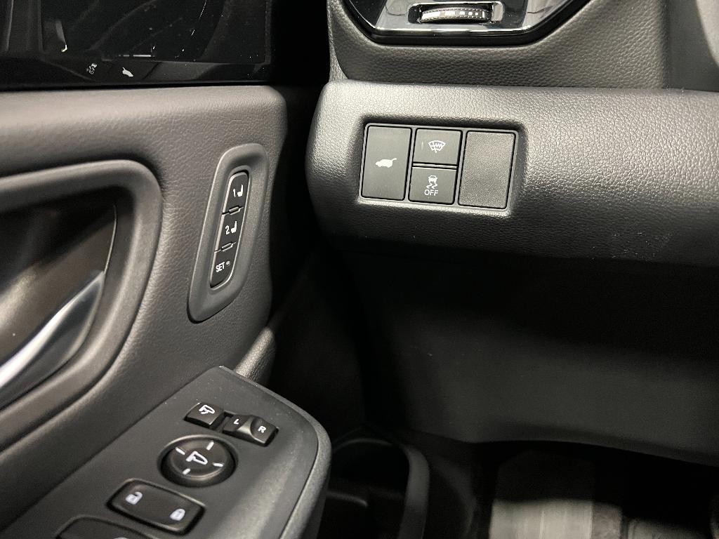 new 2025 Honda Pilot car, priced at $51,305