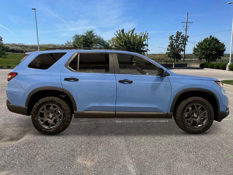 new 2025 Honda Pilot car, priced at $51,305