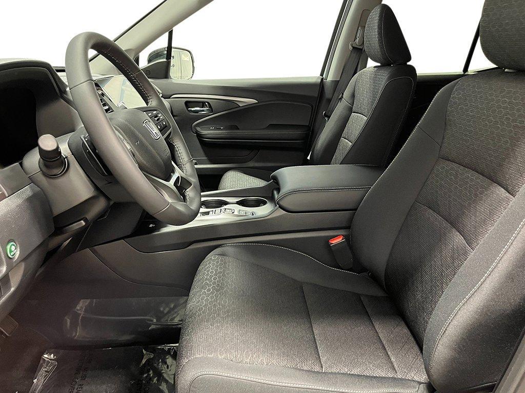 new 2025 Honda Ridgeline car, priced at $39,520