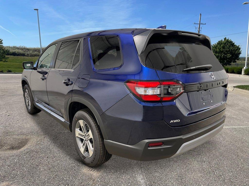 new 2025 Honda Pilot car, priced at $47,050