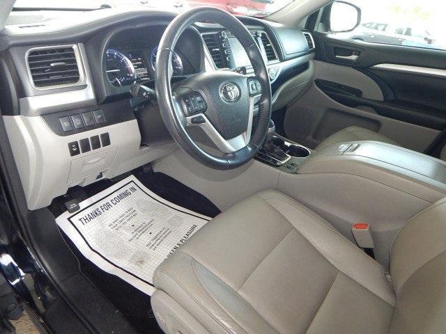 used 2018 Toyota Highlander car, priced at $24,995