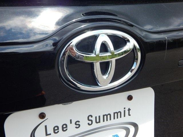 used 2018 Toyota Highlander car, priced at $24,995