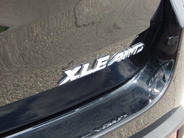 used 2018 Toyota Highlander car, priced at $24,995