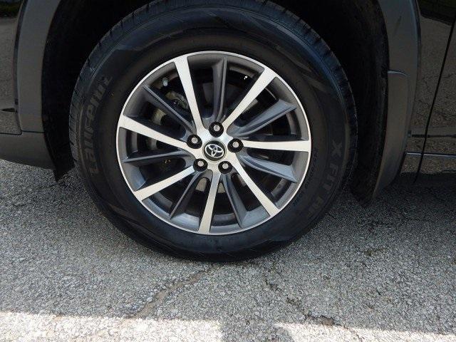 used 2018 Toyota Highlander car, priced at $24,995