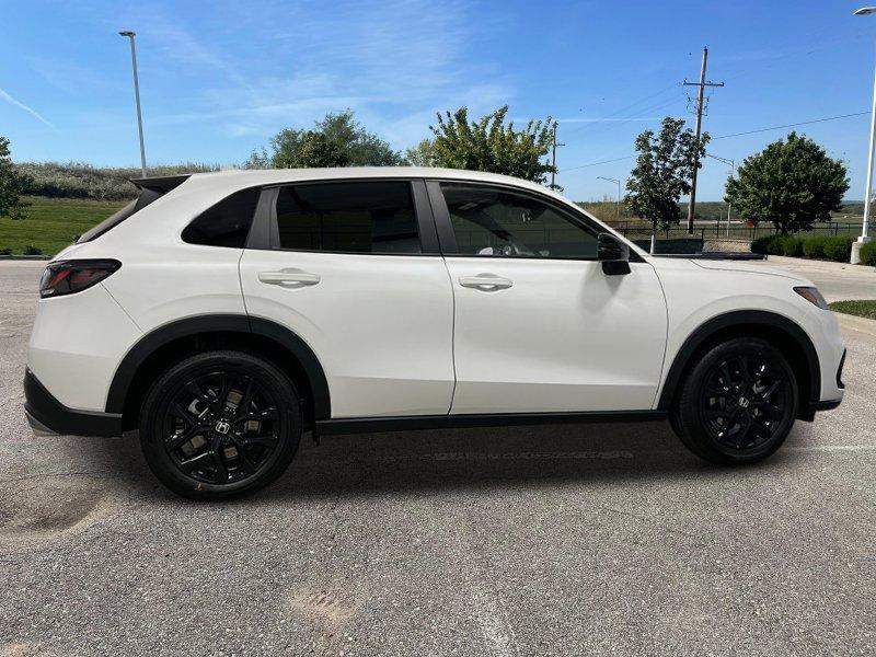 new 2025 Honda HR-V car, priced at $30,850
