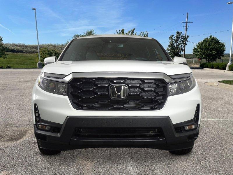 new 2025 Honda Passport car, priced at $43,750