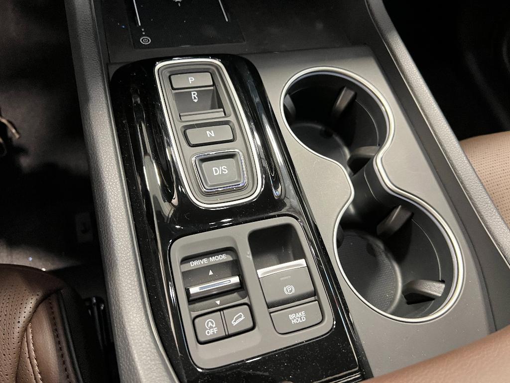 new 2025 Honda Pilot car, priced at $54,530
