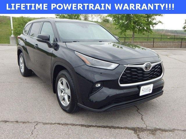 used 2021 Toyota Highlander car, priced at $30,436