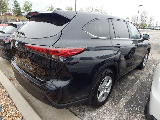 used 2021 Toyota Highlander car, priced at $30,436