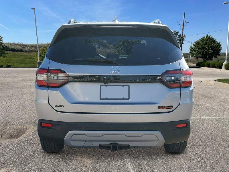 new 2025 Honda Pilot car, priced at $51,330