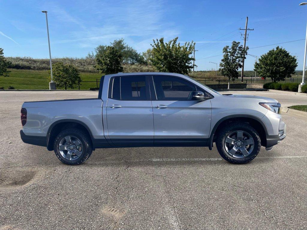 new 2025 Honda Ridgeline car, priced at $45,426