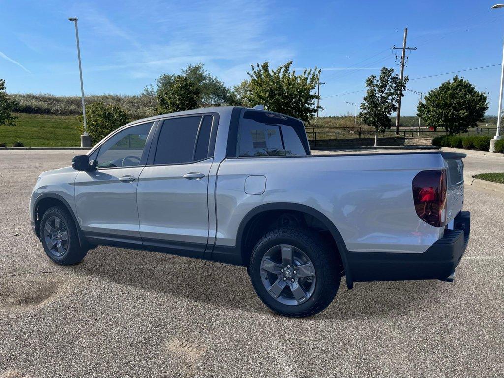 new 2025 Honda Ridgeline car, priced at $45,426