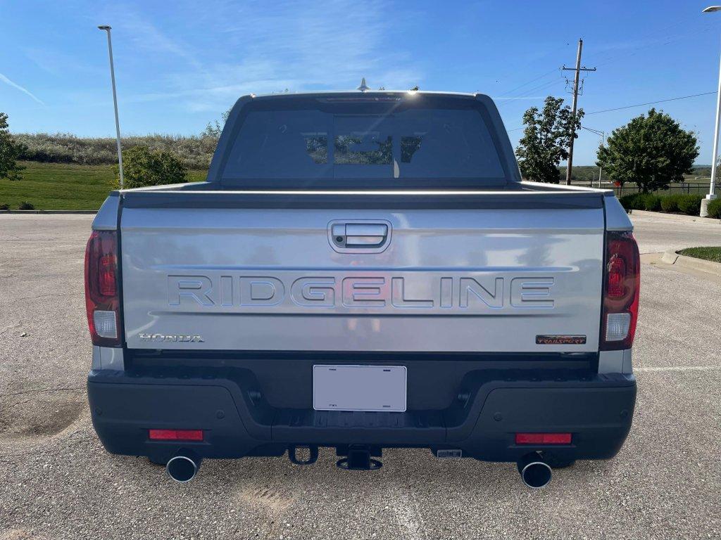 new 2025 Honda Ridgeline car, priced at $45,426