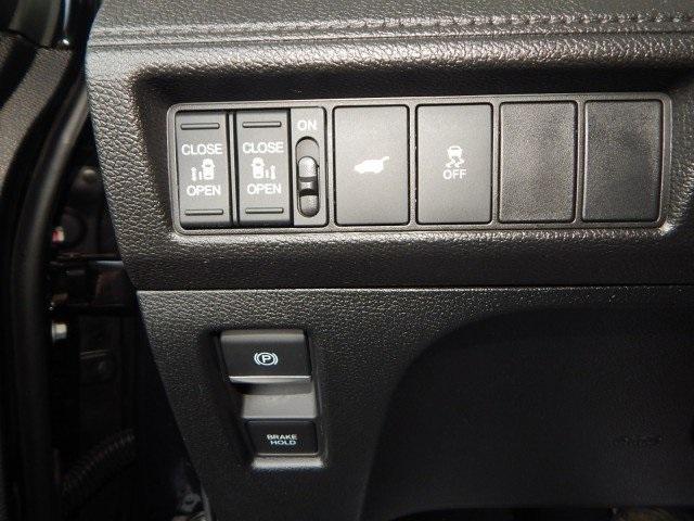 used 2025 Honda Odyssey car, priced at $41,500