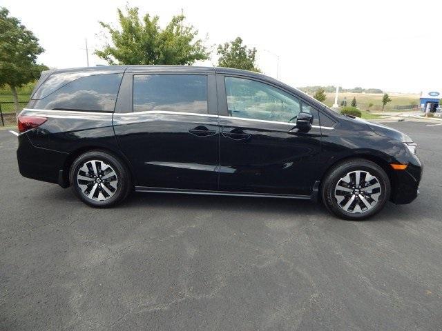 used 2025 Honda Odyssey car, priced at $41,500