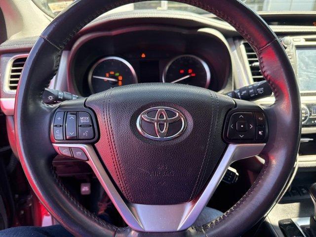 used 2016 Toyota Highlander car, priced at $18,888