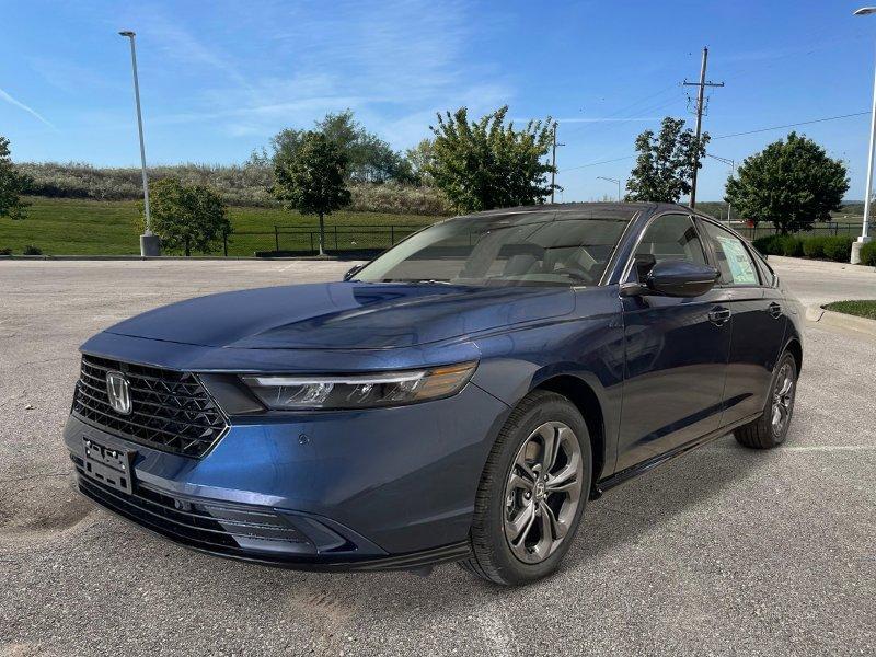 new 2025 Honda Accord Hybrid car, priced at $34,135