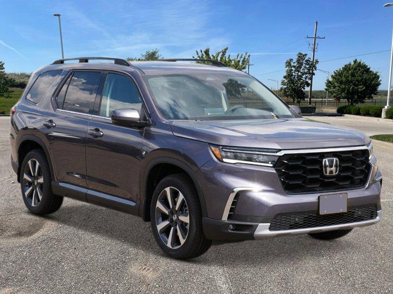 new 2025 Honda Pilot car, priced at $48,985