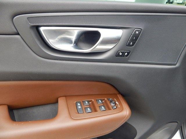 used 2023 Volvo XC60 car, priced at $28,995