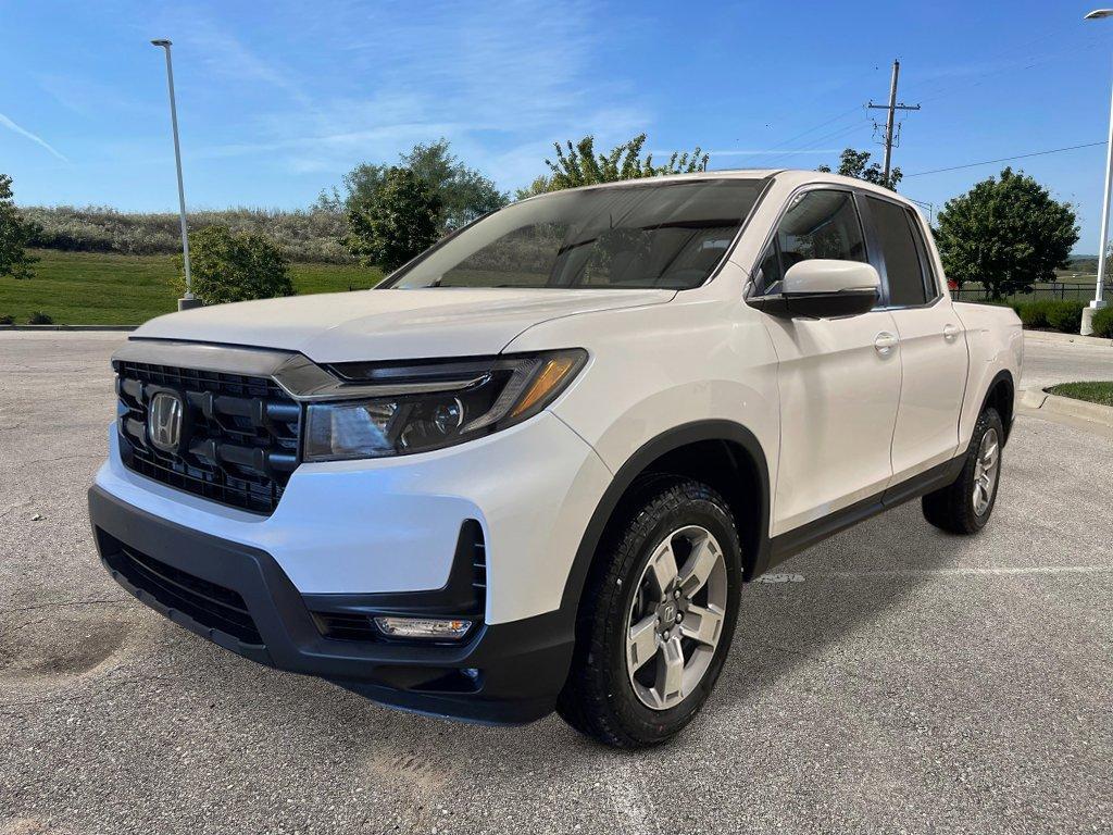 new 2025 Honda Ridgeline car, priced at $42,879