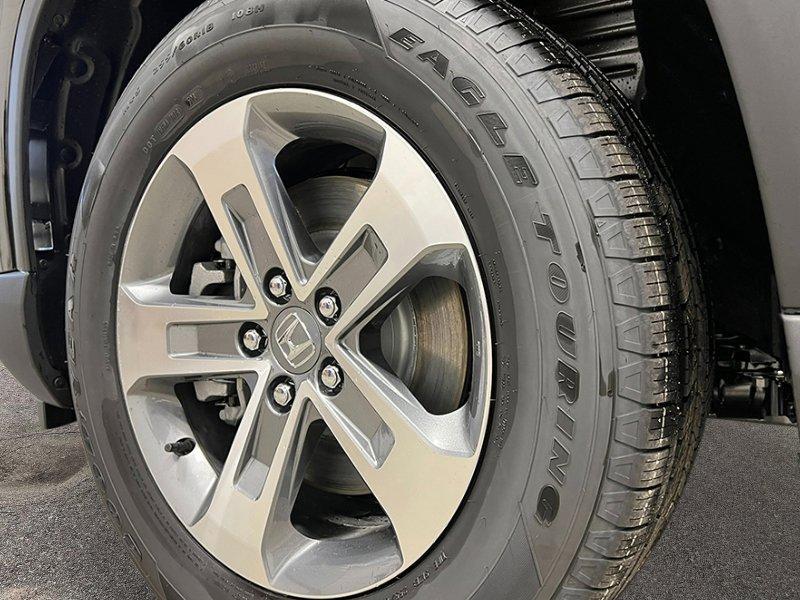 new 2025 Honda Pilot car, priced at $47,050