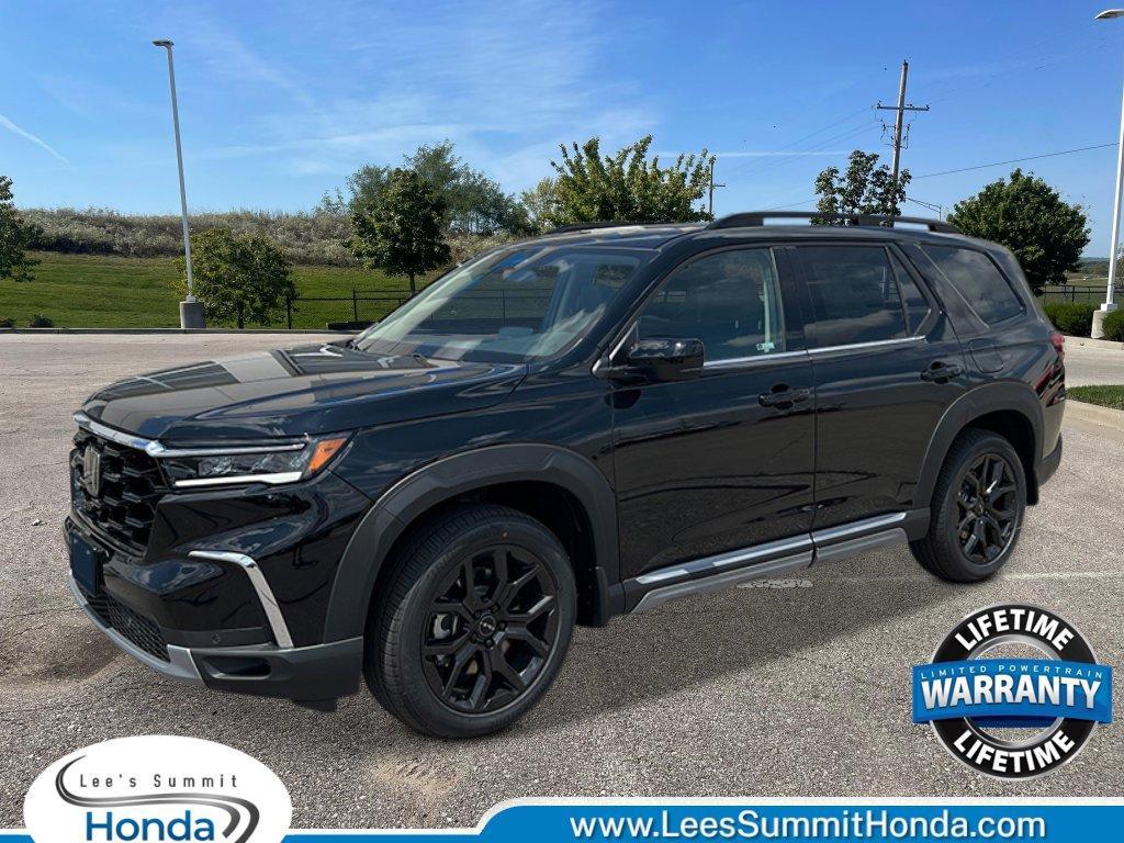 new 2025 Honda Pilot car, priced at $50,755