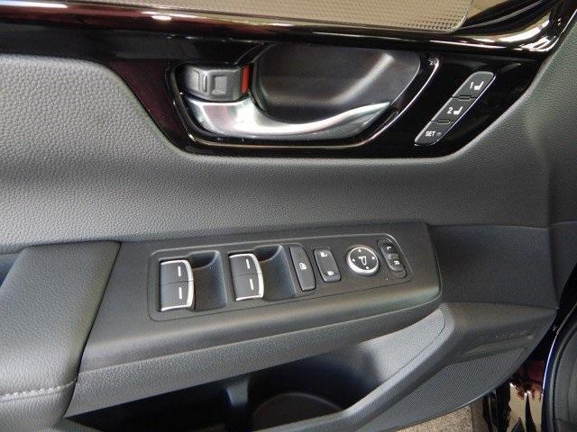 used 2025 Honda CR-V car, priced at $37,998