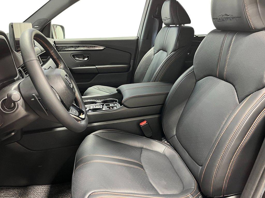 new 2026 Honda Passport car, priced at $55,555